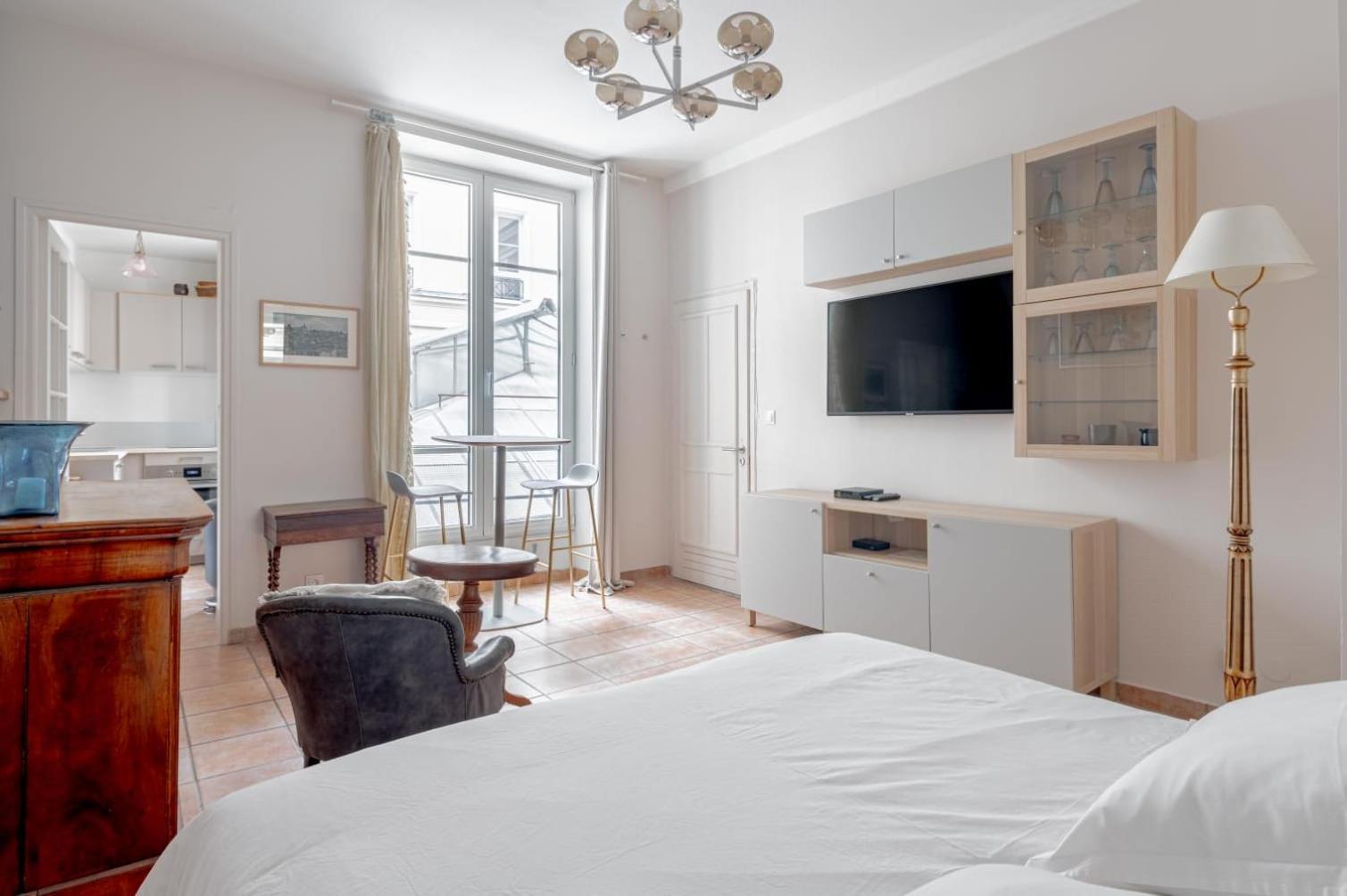 Apartment Serenity By Suitehomeparis Paris